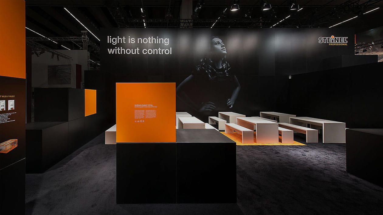 Steinel Messestand: Light is nothing without control