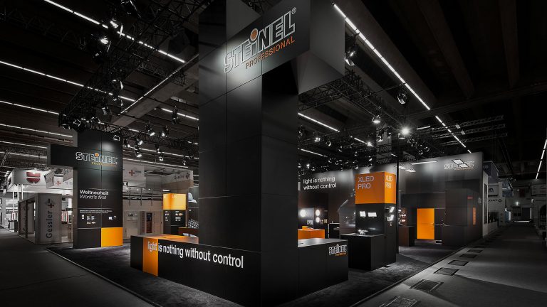 Tetris goes B2B: Trade show stand for STEINEL