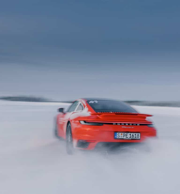 PORSCHE EXPERIENCE – Make it Yours.